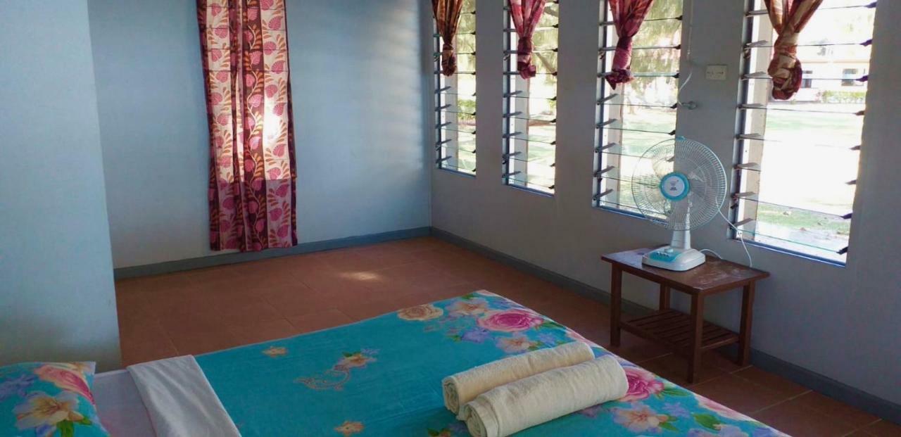 Safe Landing Eco-Lodge Naisisili ภายนอก รูปภาพ