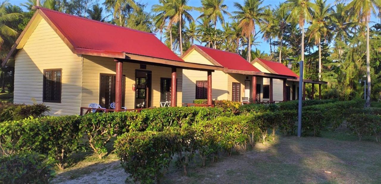 Safe Landing Eco-Lodge Naisisili ภายนอก รูปภาพ